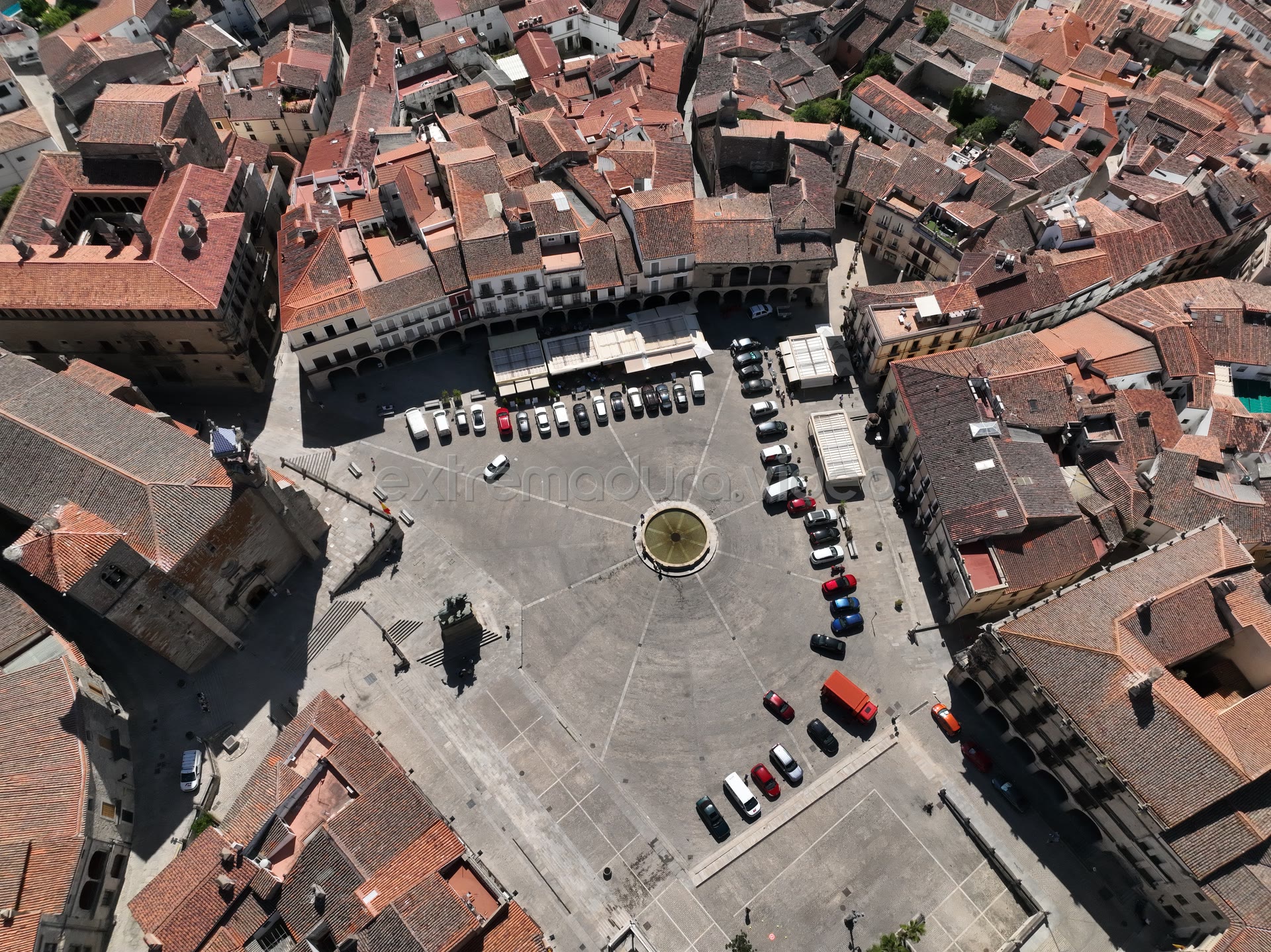 Plaza Mayor de Trujillo – foto cenital (variante)